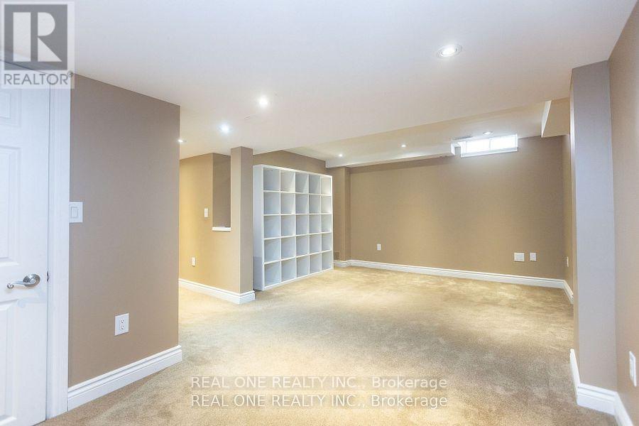 31 Cougar Court, Richmond Hill, Ontario  L4S 1H7 - Photo 29 - N12535444