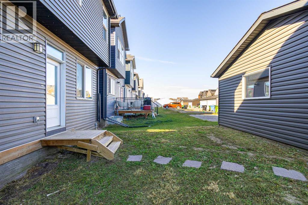 64 Seton Villas Se, Calgary, Alberta  T3M 3K2 - Photo 36 - A2262764