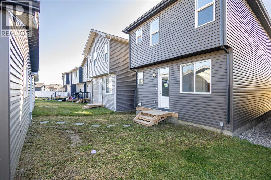 64 Seton Villas Se, Calgary, Alberta  T3M 3K2 - Photo 39 - A2262764