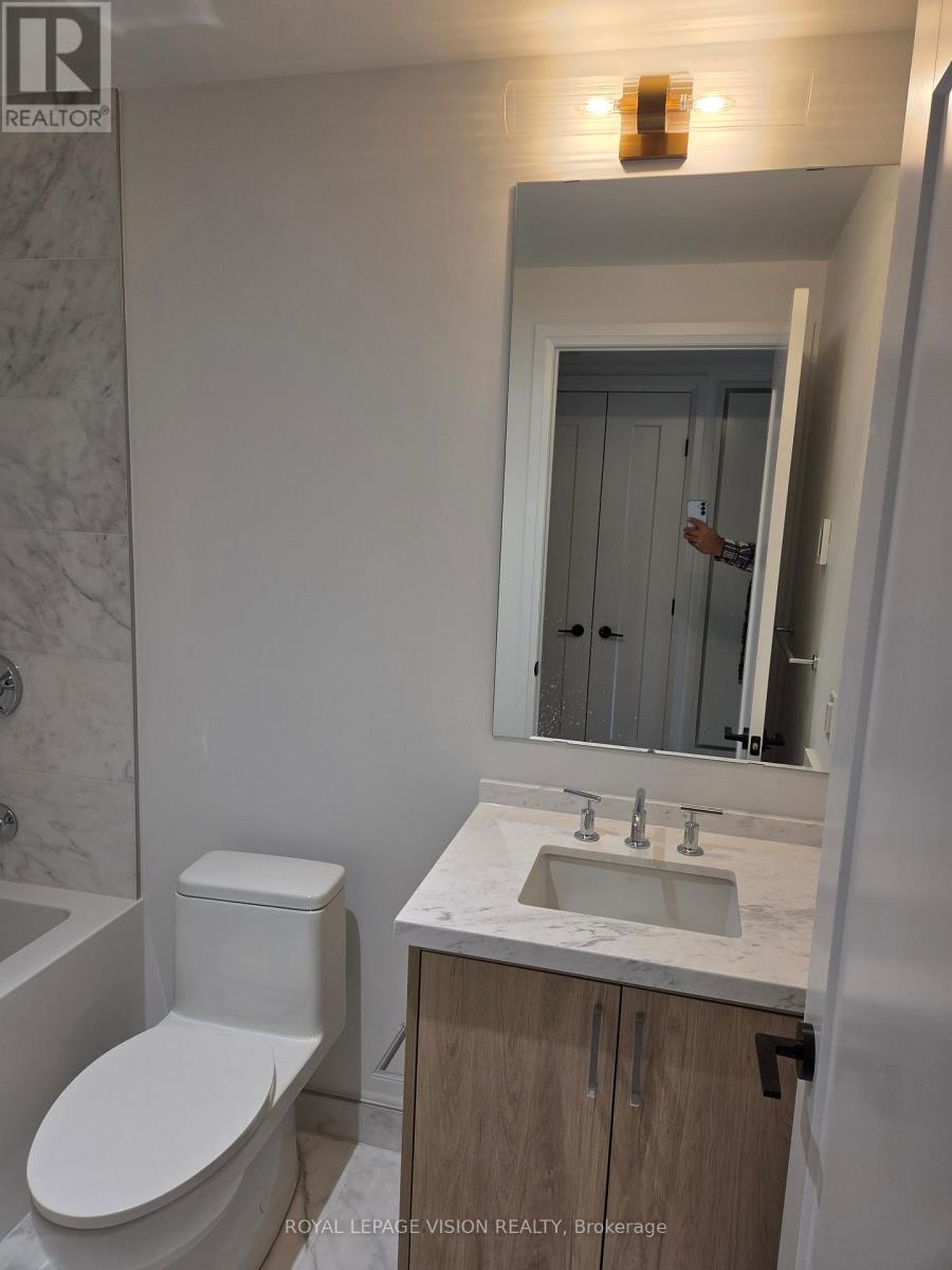 313 - 505 Glencairn Avenue, Toronto, Ontario  M6B 0B2 - Photo 11 - C12526344