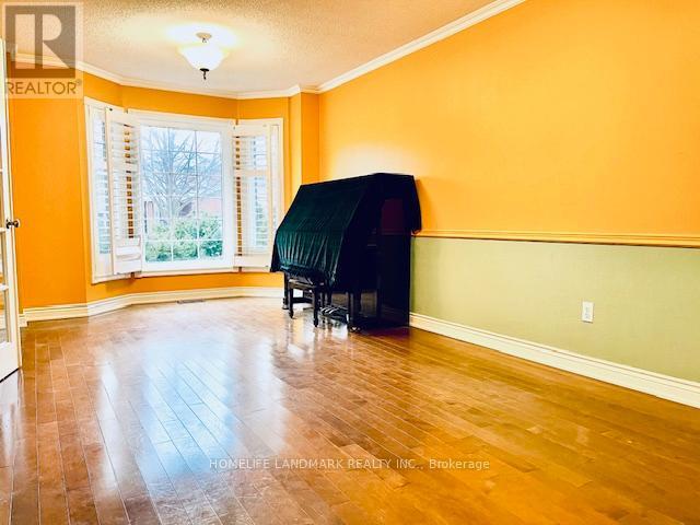 2194 Oak Bliss Crescent, Oakville, Ontario  L6M 3K1 - Photo 3 - W12535454