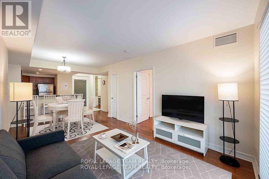 909 - 200 Besserer Street, Ottawa, Ontario  K1N 0A7 - Photo 19 - X12535490