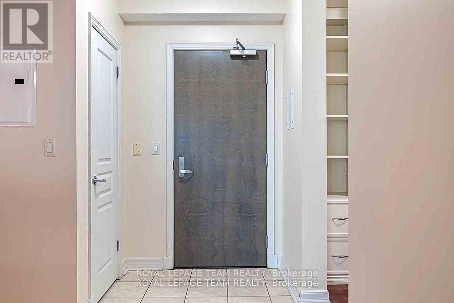 909 - 200 Besserer Street, Ottawa, Ontario  K1N 0A7 - Photo 4 - X12535490