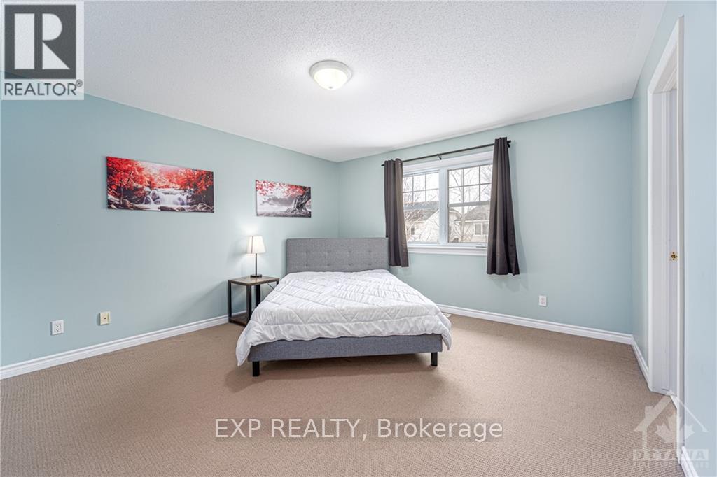 4163 Kelly Farm Drive, Ottawa, Ontario  K1T 4H8 - Photo 16 - X12535492