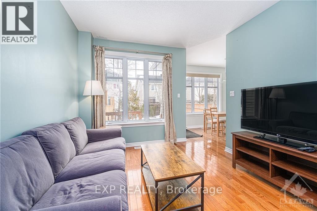 4163 Kelly Farm Drive, Ottawa, Ontario  K1T 4H8 - Photo 6 - X12535492