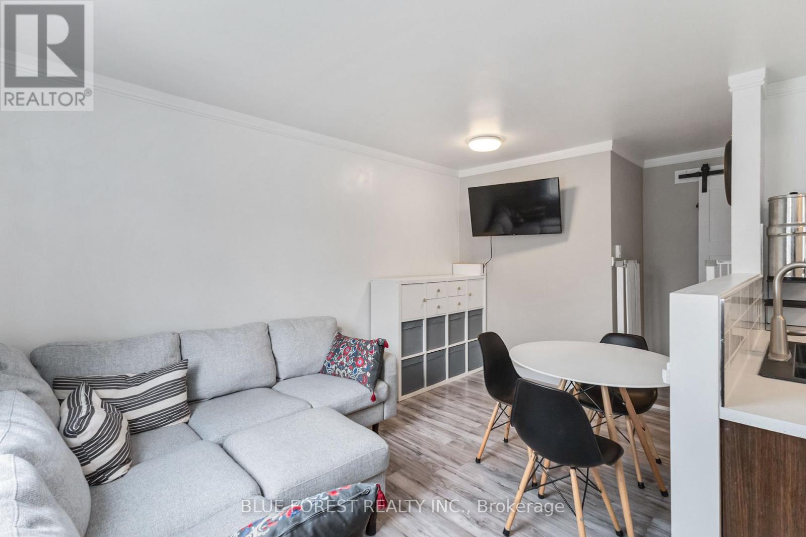 1155 Trafalgar Street, London East, Ontario  N5Z 1H3 - Photo 9 - X12456500