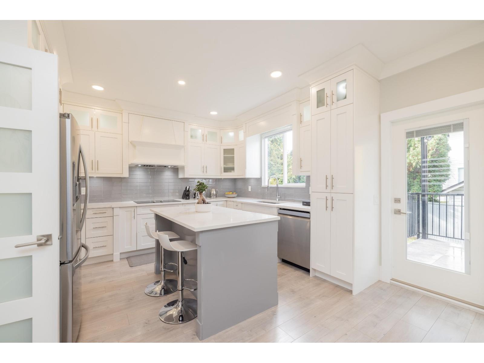 6477 189 Street, Surrey, British Columbia  V3S 8V4 - Photo 4 - R3066245