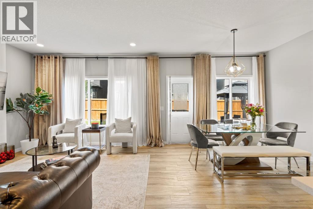 104 Carringsby Manor Nw, Calgary, Alberta  T3P 1T6 - Photo 5 - A2248269