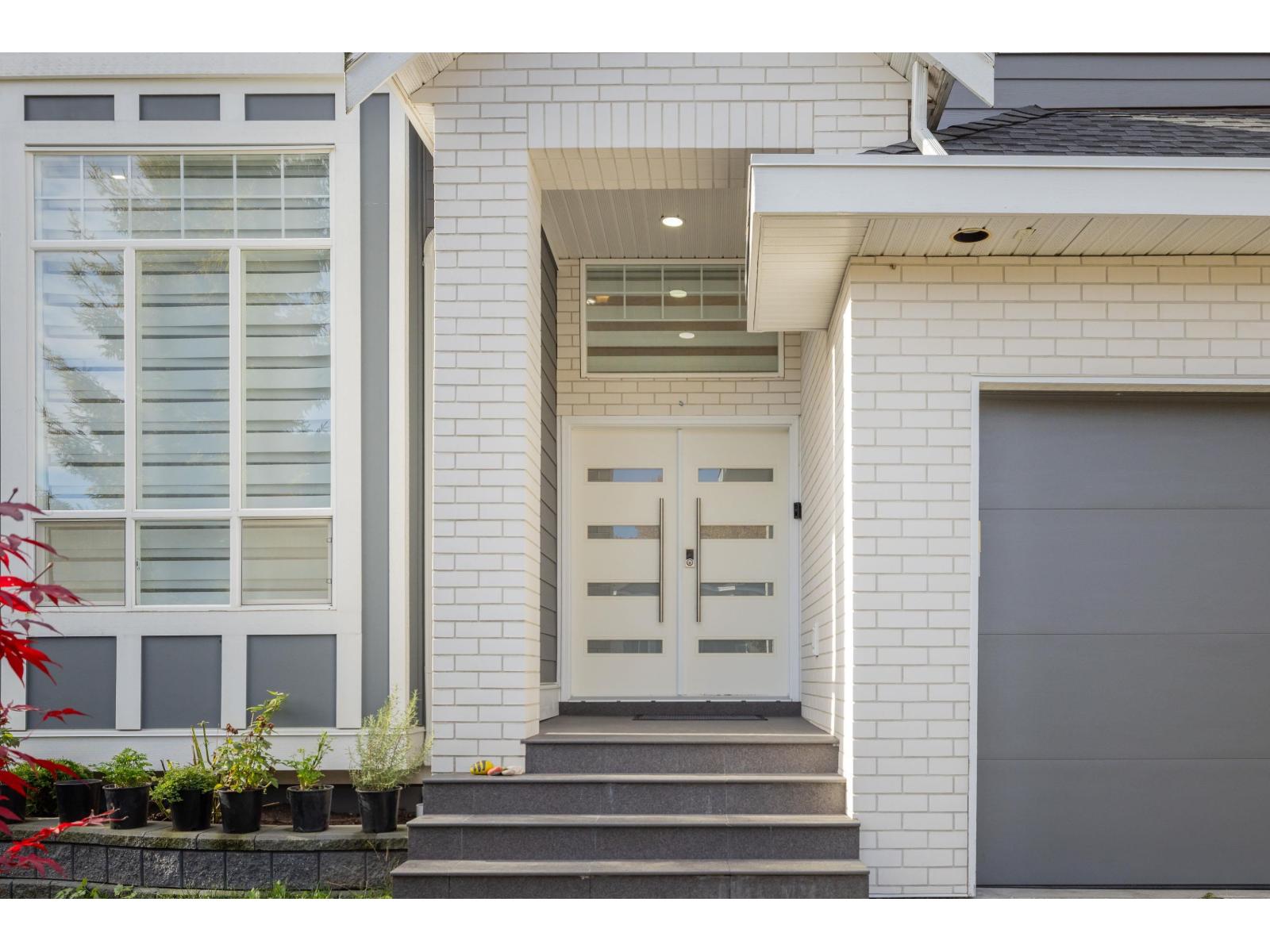 6477 189 Street, Surrey, British Columbia  V3S 8V4 - Photo 3 - R3066245