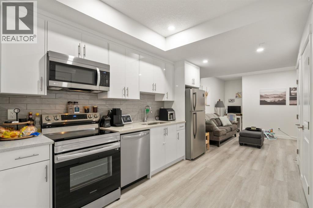 104 Carringsby Manor Nw, Calgary, Alberta  T3P 1T6 - Photo 37 - A2248269