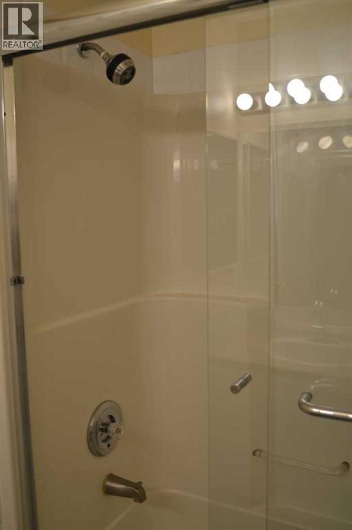 21 Country Hills Rise Nw, Calgary, Alberta  T3K 4S7 - Photo 14 - A2255916