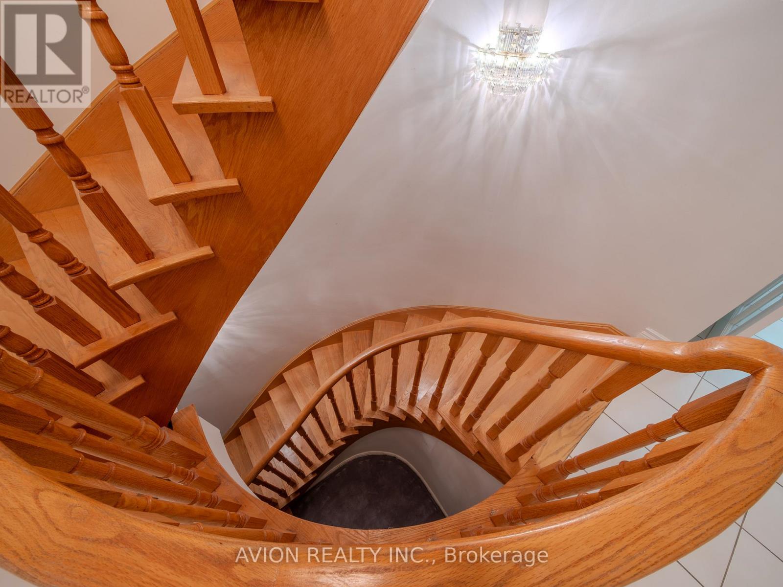 103 Spadina Road, Richmond Hill, Ontario L4B 2Y9 - Photo 26 - N12534938