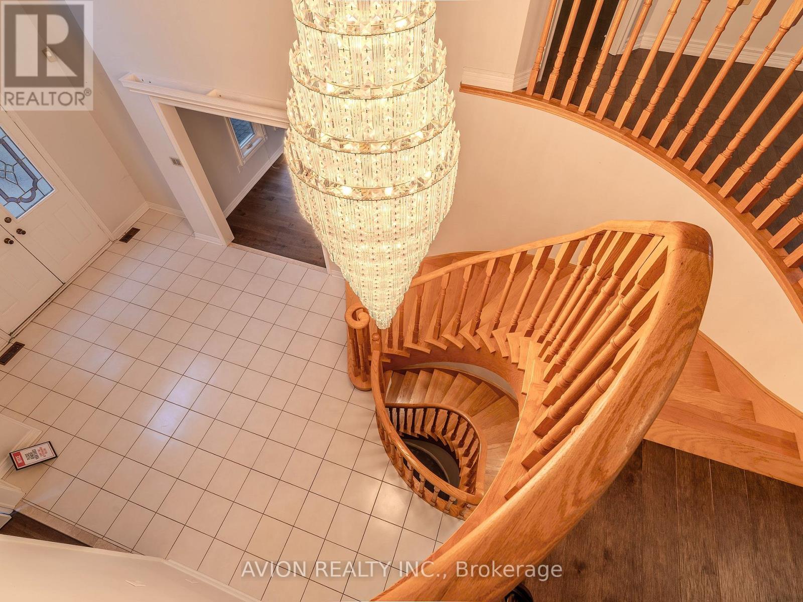 103 Spadina Road, Richmond Hill, Ontario L4B 2Y9 - Photo 15 - N12534938