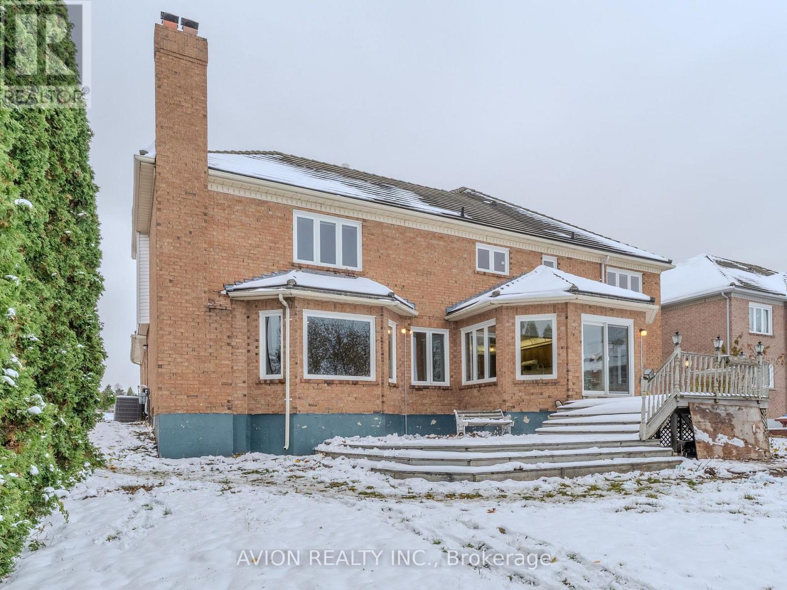 103 Spadina Road, Richmond Hill, Ontario L4B 2Y9 - Photo 39 - N12534938