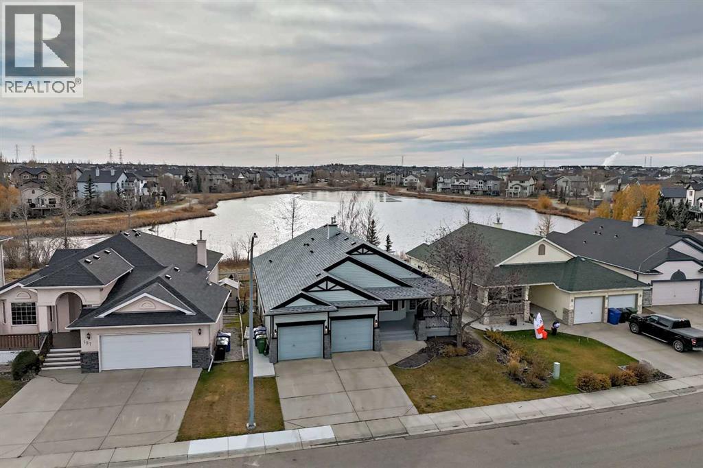 161 West Creek Pond, Chestermere, Alberta  T1X 1H4 - Photo 33 - A2268964