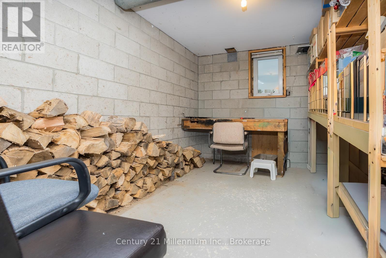 130 Pioneer Lane, Blue Mountains, Ontario  L9Y 0M7 - Photo 30 - X12516094