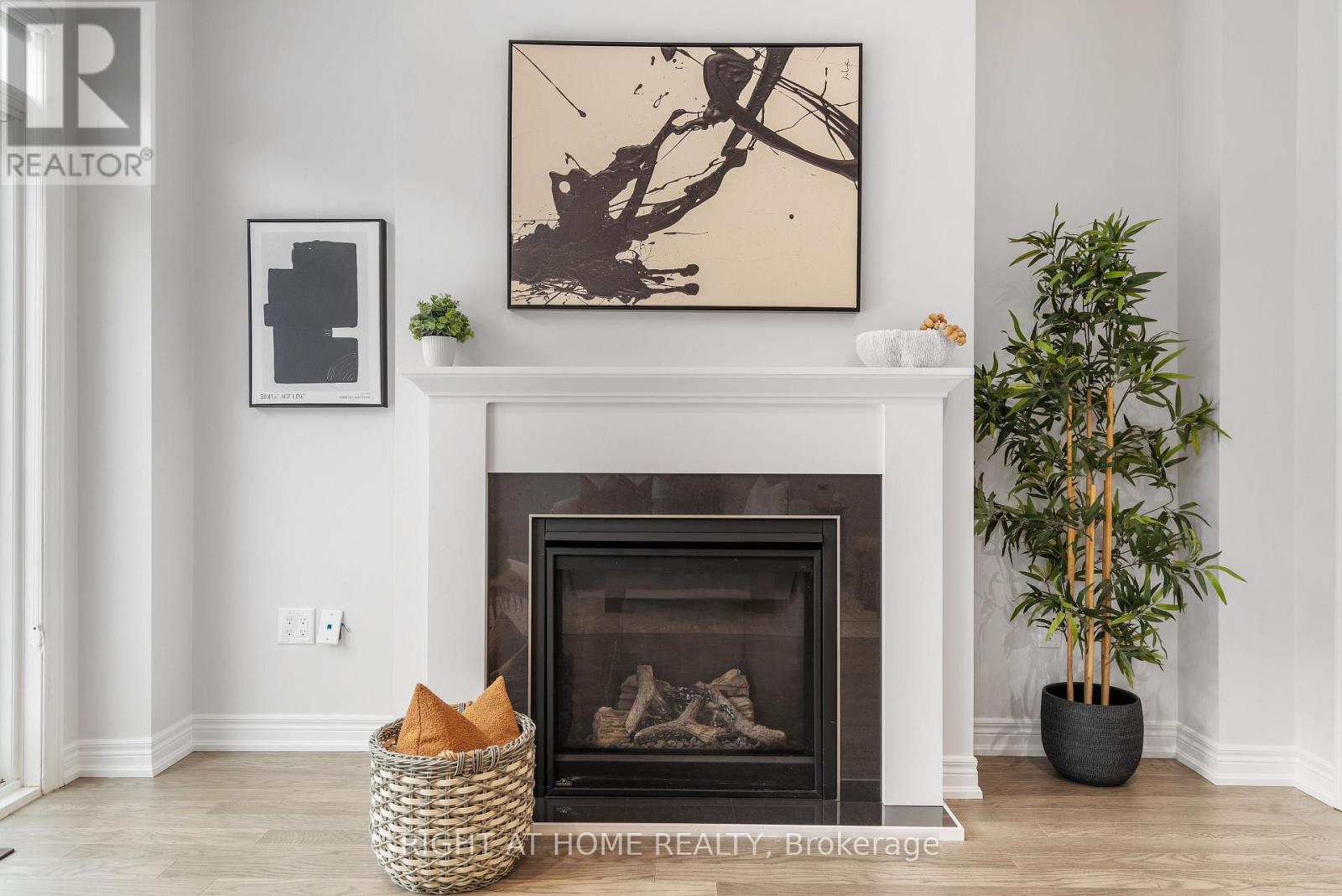 86 Cupples Farm Lane, East Gwillimbury, Ontario  L0G 1M0 - Photo 14 - N12535472