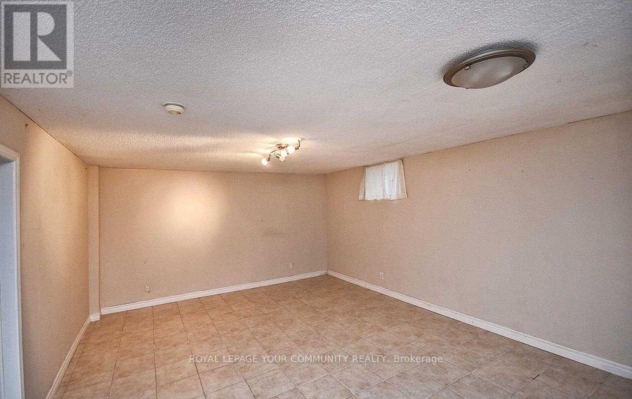 Lower - 25 Rockport Crescent, Richmond Hill, Ontario  L4C 2L5 - Photo 4 - N12535488