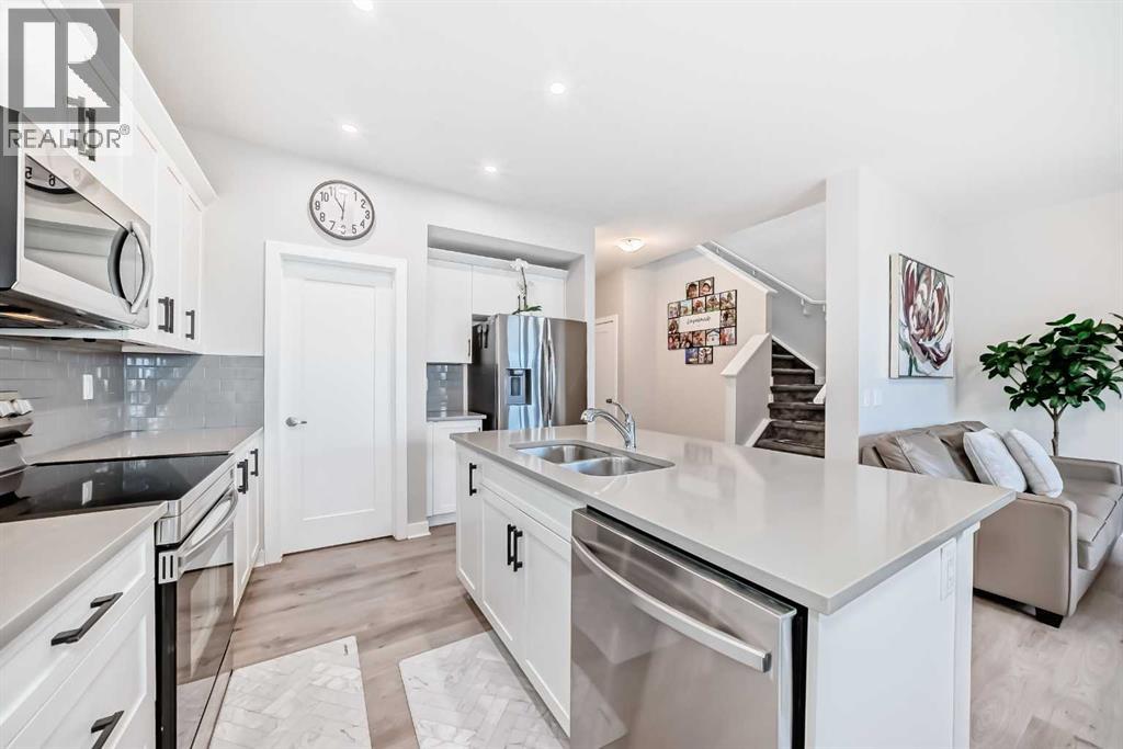 820 Hampshire Crescent Ne, High River, Alberta  T1V 0E4 - Photo 12 - A2239853