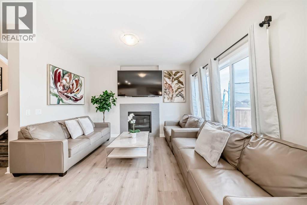 820 Hampshire Crescent Ne, High River, Alberta  T1V 0E4 - Photo 7 - A2239853