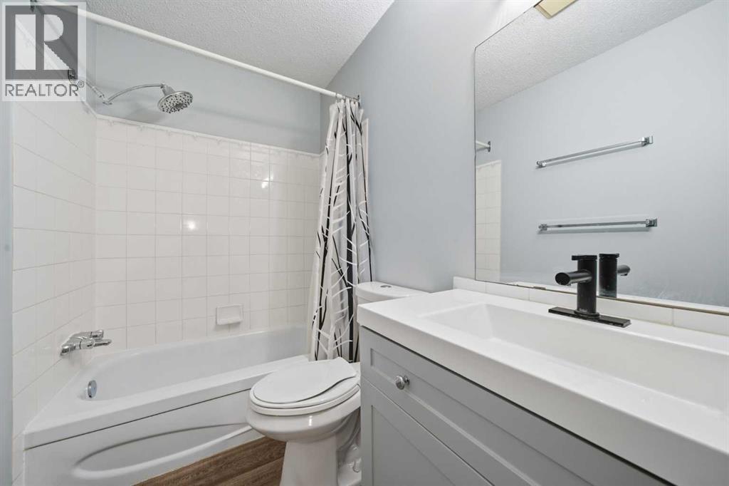 306, 2200 Woodview Drive Sw, Calgary, Alberta  T2W 3N6 - Photo 15 - A2269166