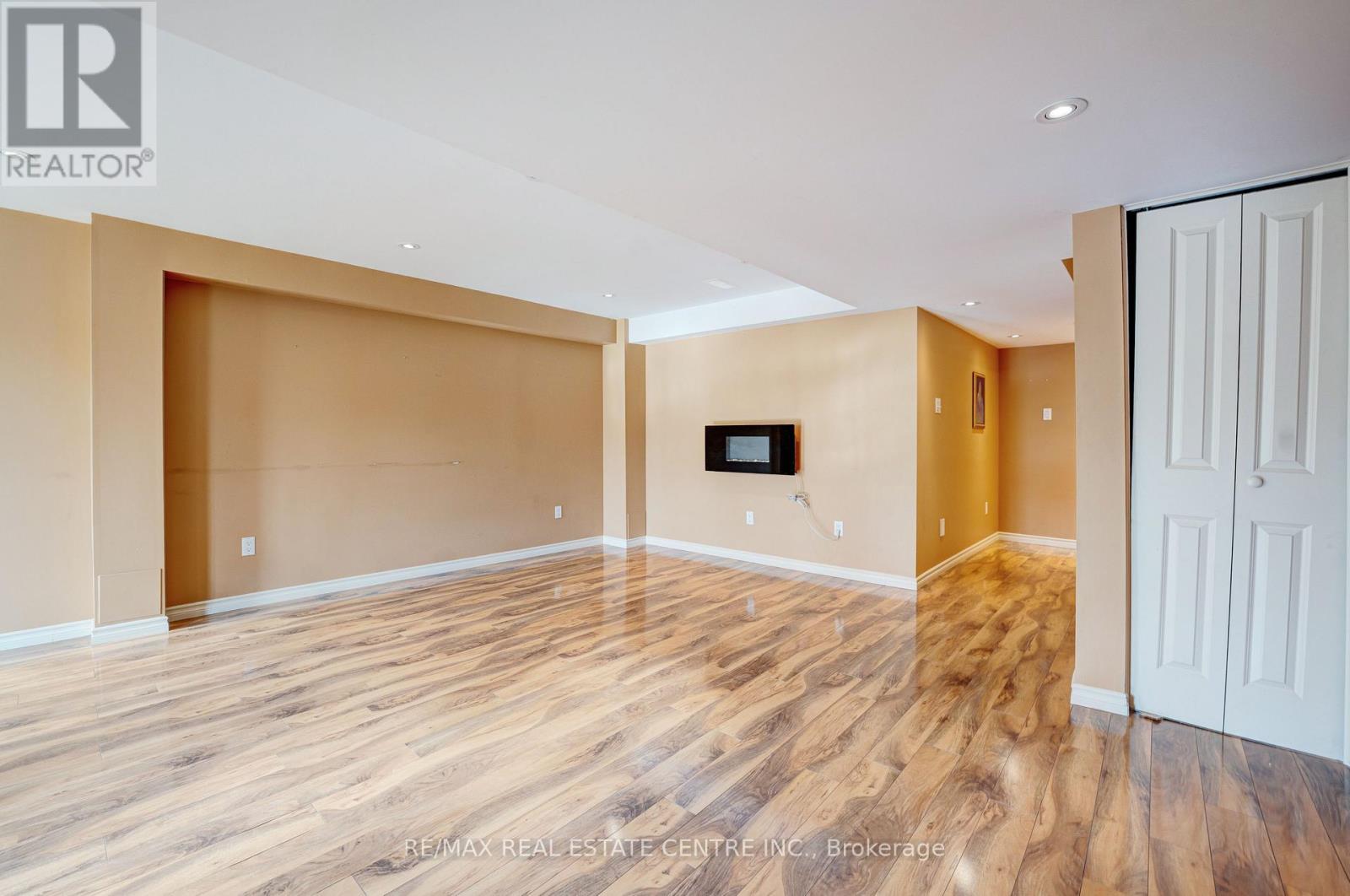 28 - 525 Novo Star Drive, Mississauga, Ontario  L5W 1X8 - Photo 33 - W12535466