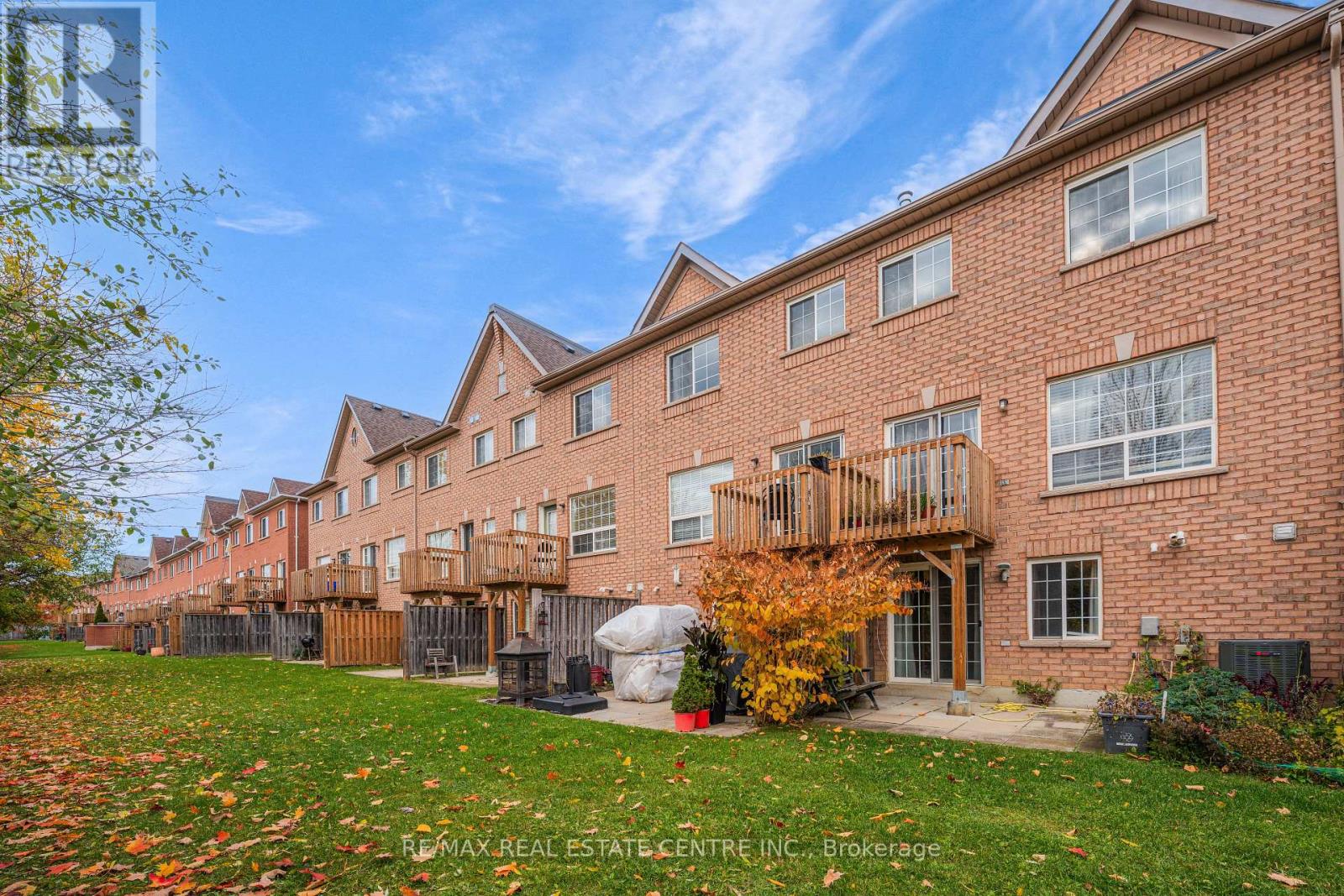 28 - 525 Novo Star Drive, Mississauga, Ontario  L5W 1X8 - Photo 41 - W12535466