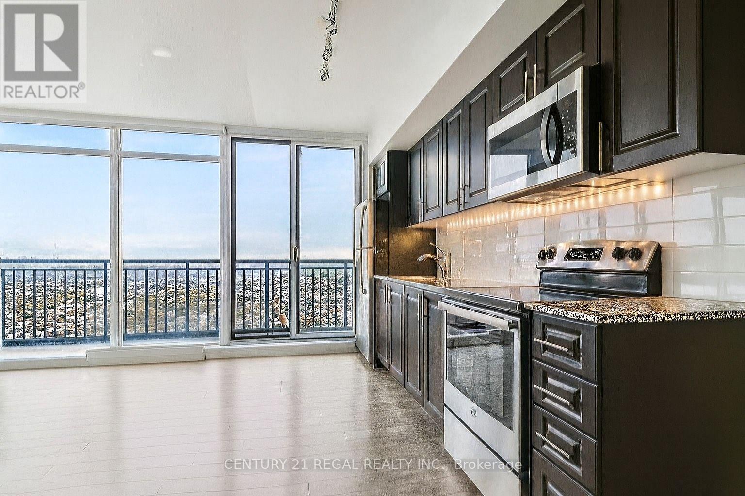 2707 - 830 Lawrence Avenue W, Toronto, Ontario  M6A 0A2 - Photo 4 - W12535480