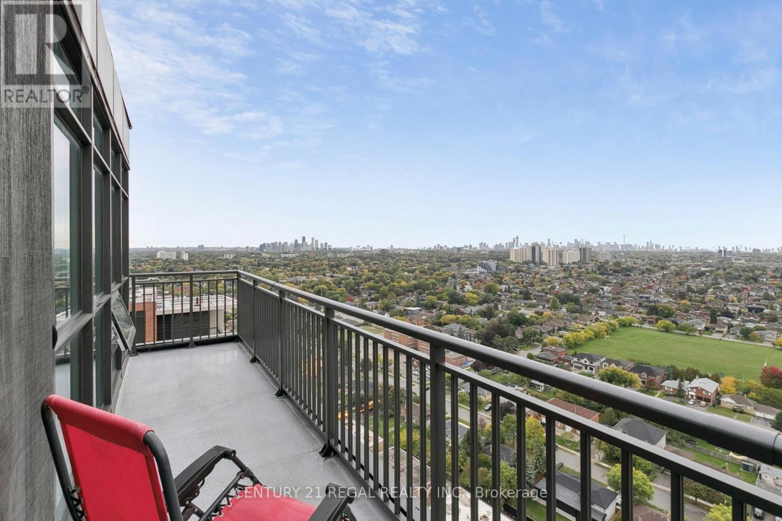 2707 - 830 Lawrence Avenue W, Toronto, Ontario  M6A 0A2 - Photo 5 - W12535480