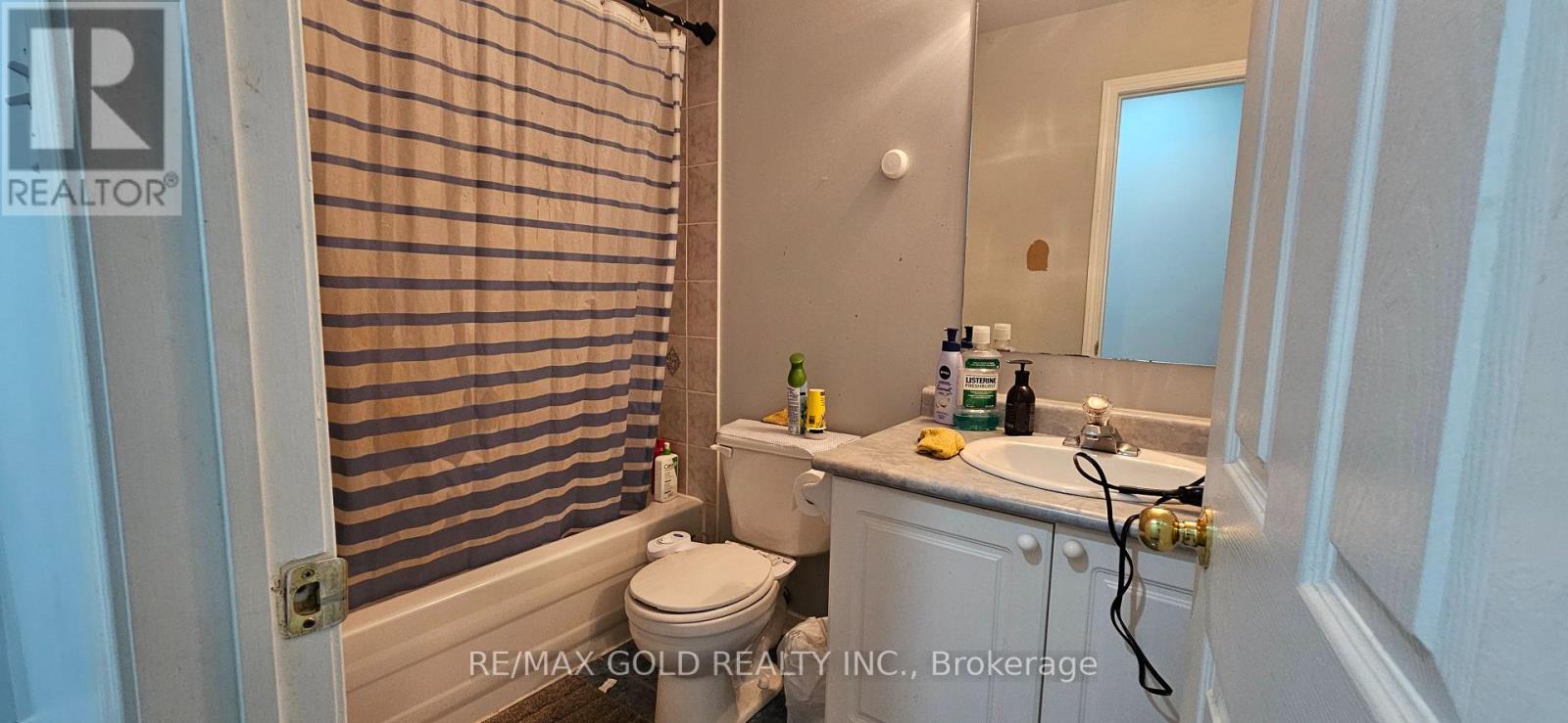 69 Milkweed Crescent, Brampton, Ontario  L7A 2G5 - Photo 13 - W12519974