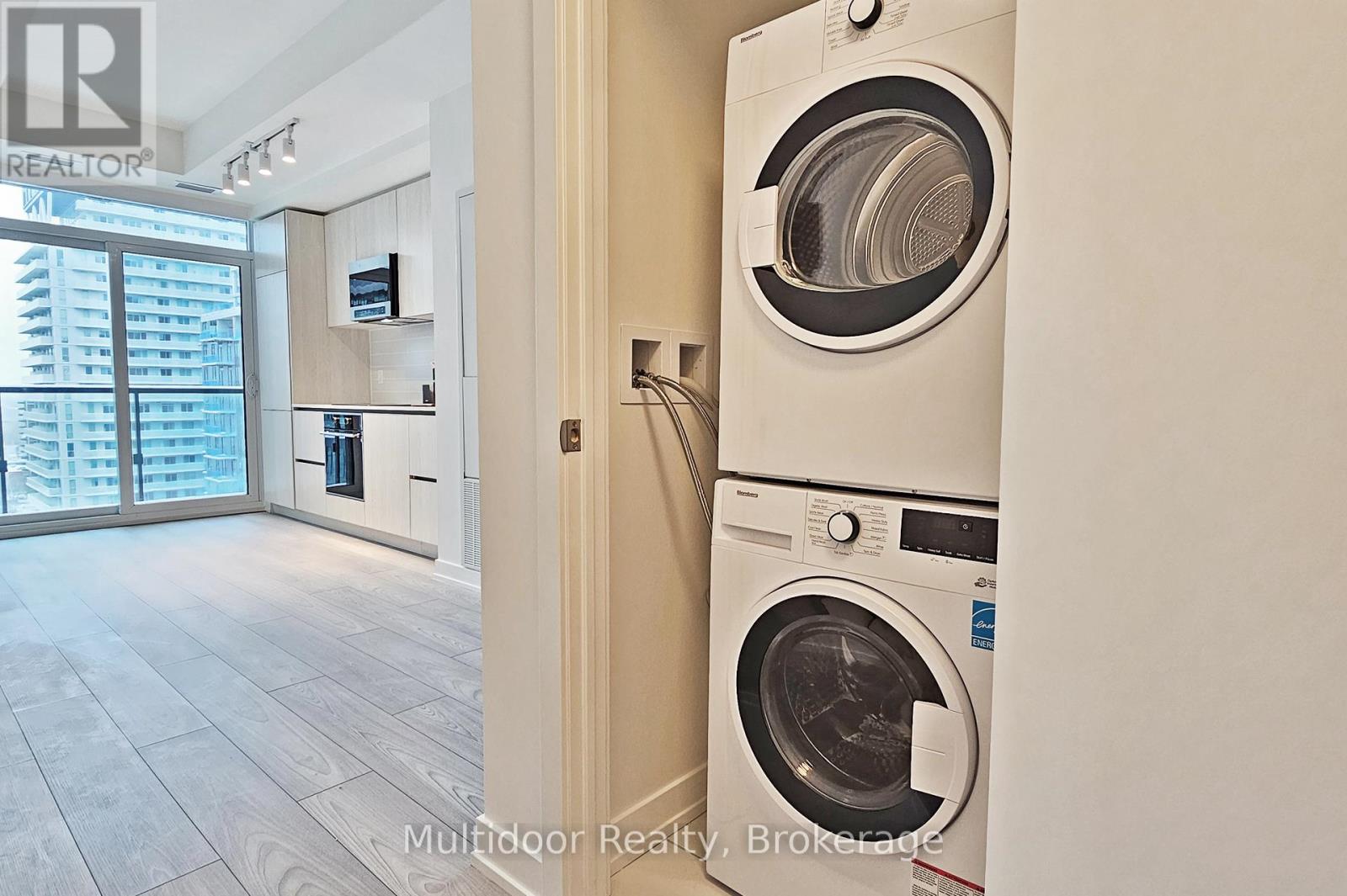 1611 - 120 Broadway Avenue, Toronto, Ontario  M4P 1V7 - Photo 6 - C12535496