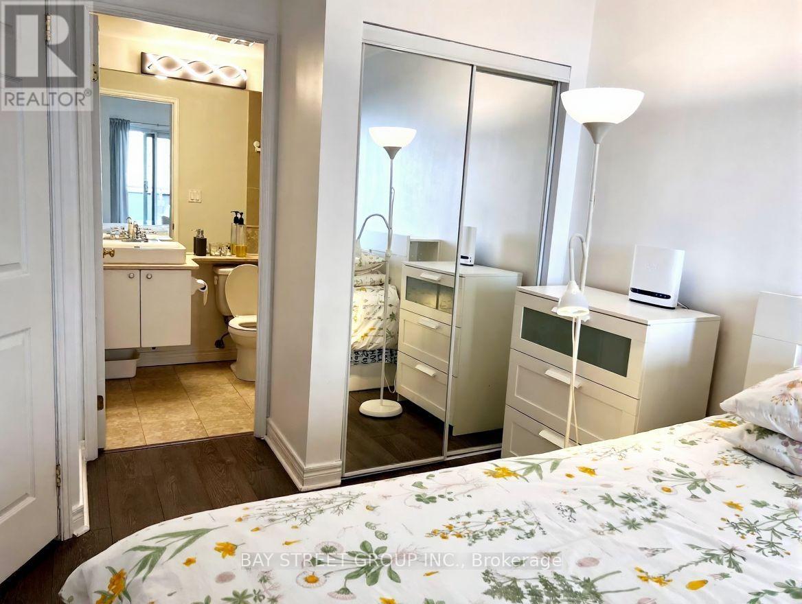 307 - 55 Bloor Street E, Toronto, Ontario  M4W 3W6 - Photo 12 - C12535500