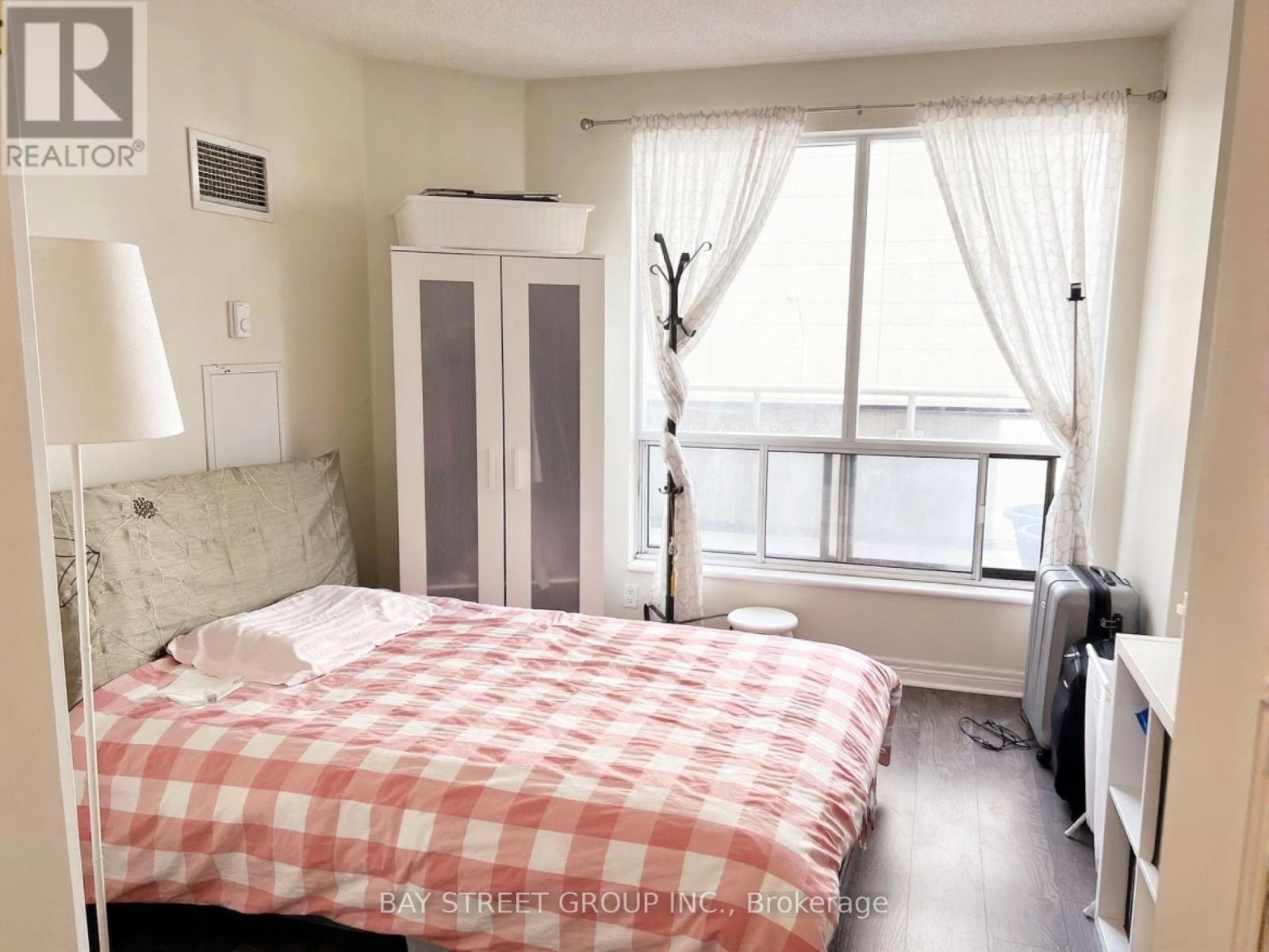 307 - 55 Bloor Street E, Toronto, Ontario  M4W 3W6 - Photo 14 - C12535500