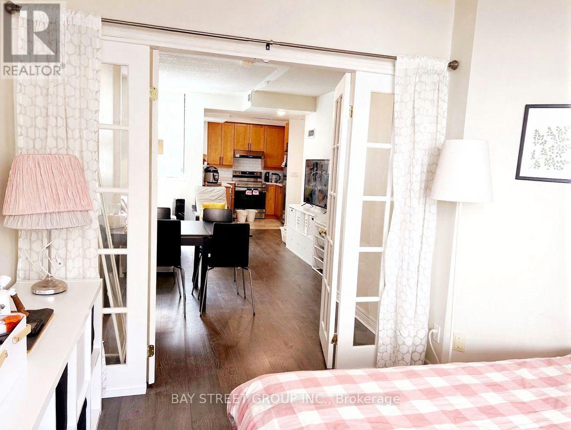 307 - 55 Bloor Street E, Toronto, Ontario  M4W 3W6 - Photo 15 - C12535500