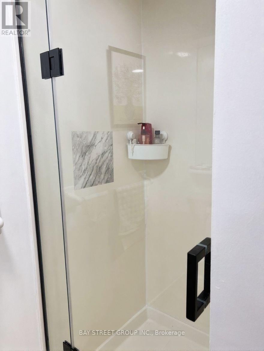 307 - 55 Bloor Street E, Toronto, Ontario  M4W 3W6 - Photo 17 - C12535500