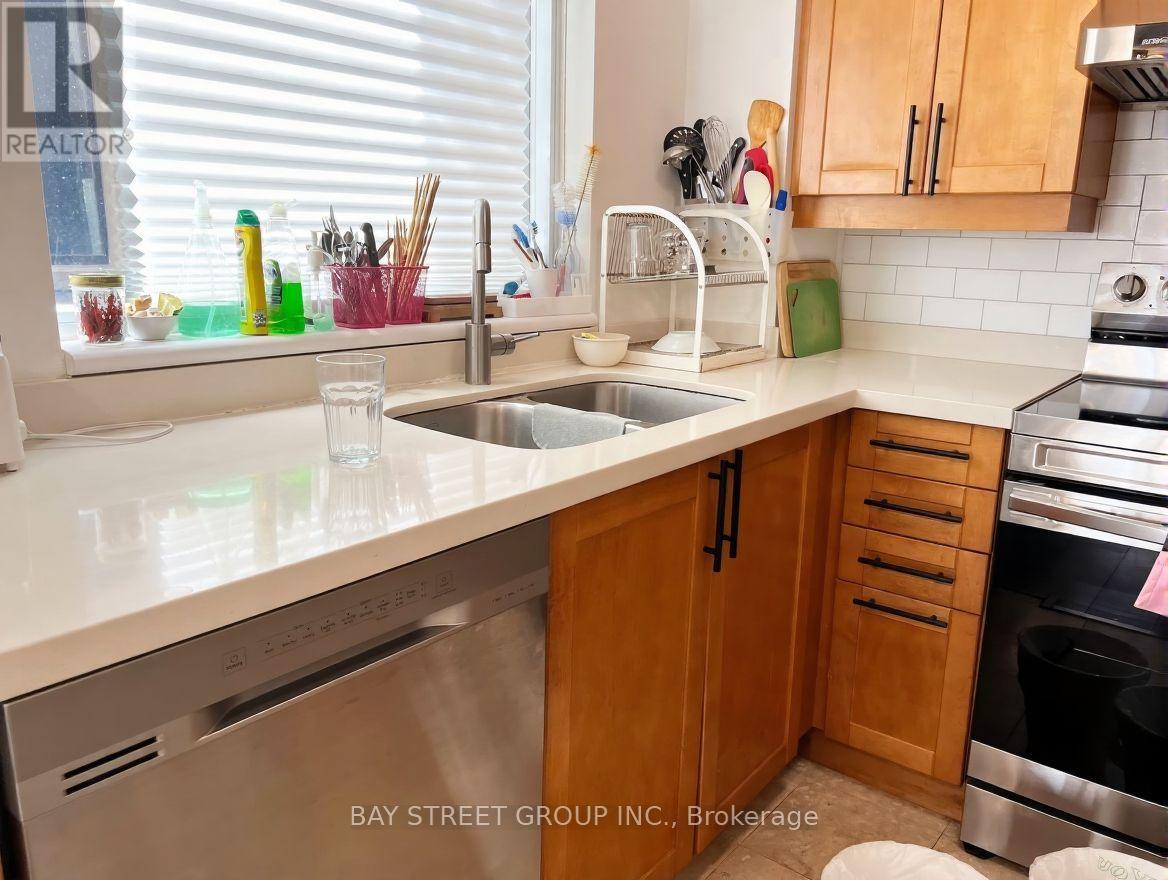 307 - 55 Bloor Street E, Toronto, Ontario  M4W 3W6 - Photo 9 - C12535500