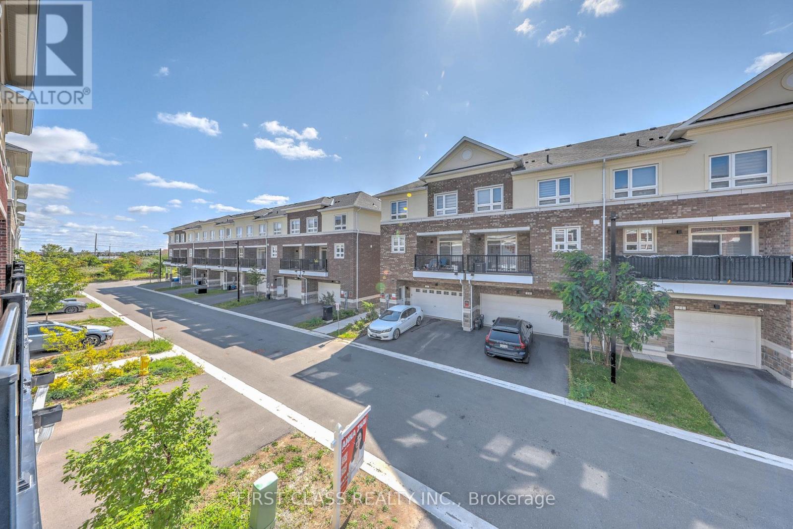 22 Massachusetts Lane, Markham, Ontario  L6E 0V6 - Photo 6 - N12535502