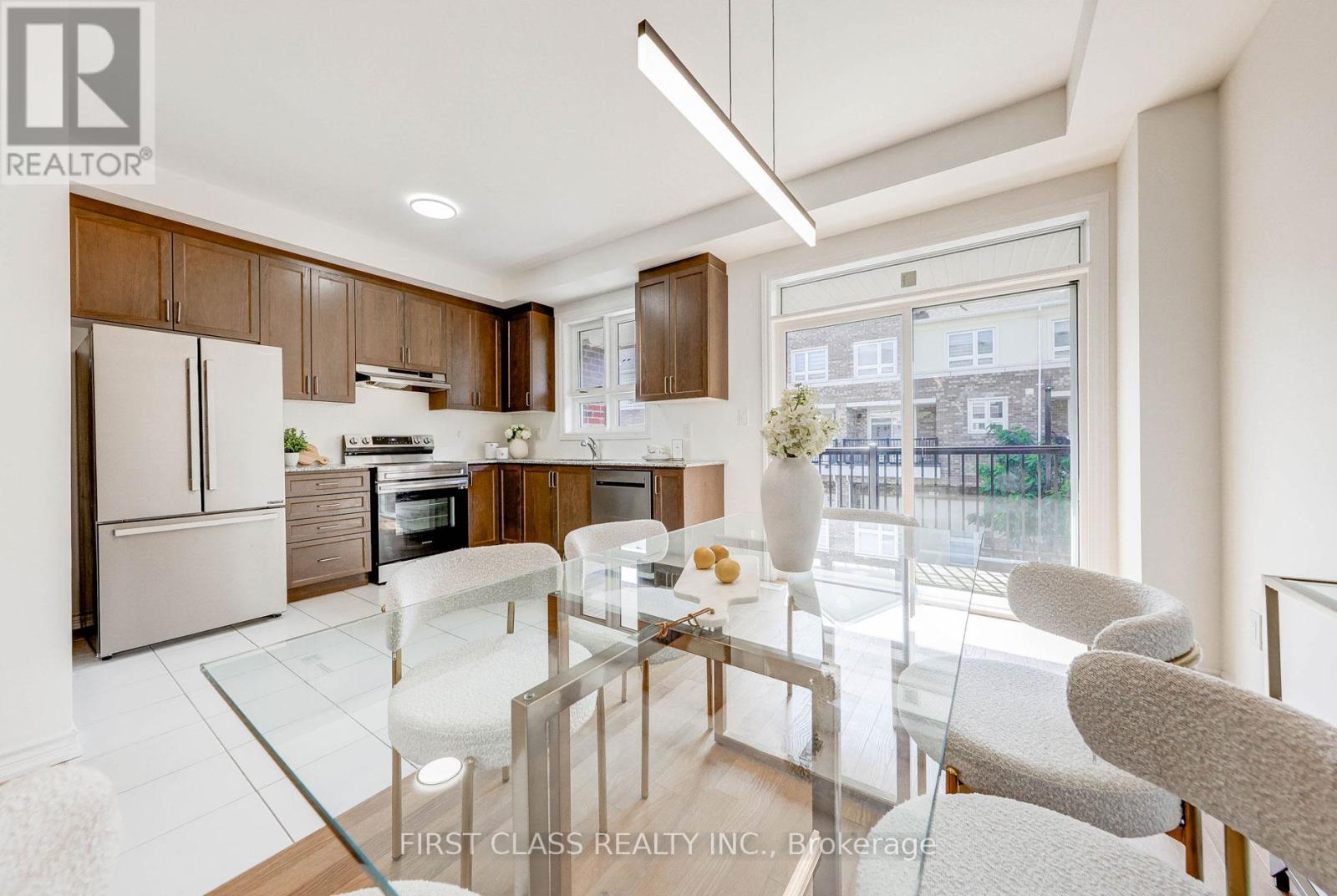 22 Massachusetts Lane, Markham, Ontario  L6E 0V6 - Photo 8 - N12535502