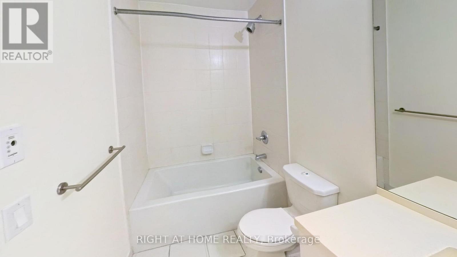 1601 - 6 Eva Road, Toronto, Ontario  M9C 0B1 - Photo 8 - W12535498