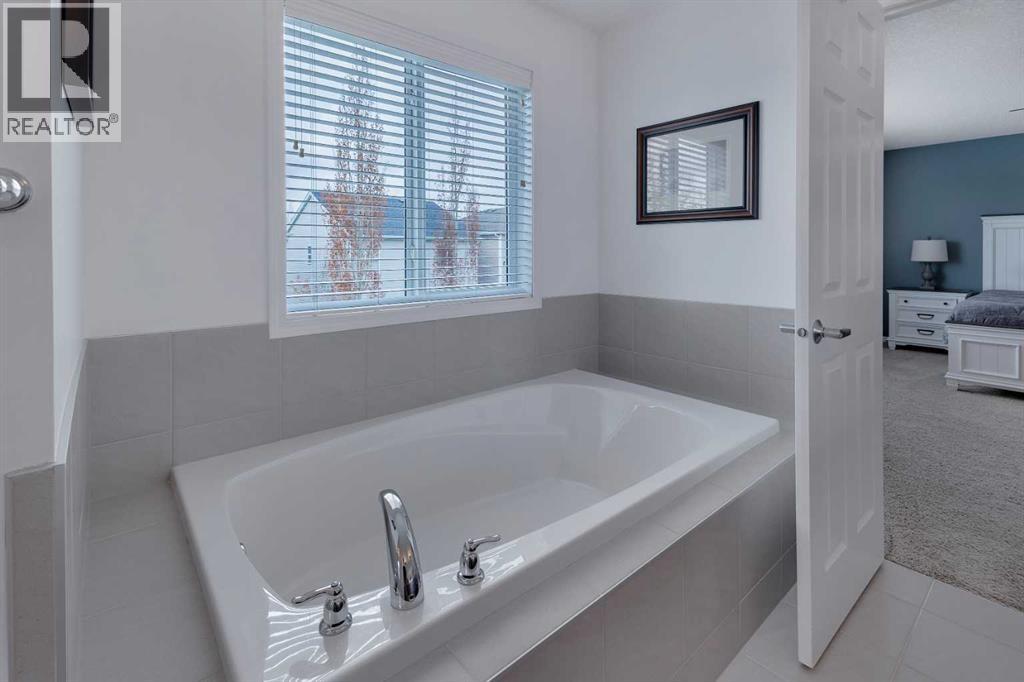 197 Windford Rise Sw, Airdrie, Alberta  T4B 3Z8 - Photo 17 - A2223062