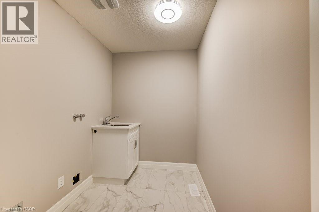 240 Keeso Lane, Listowel, Ontario  N4W 0C3 - Photo 33 - 40719599