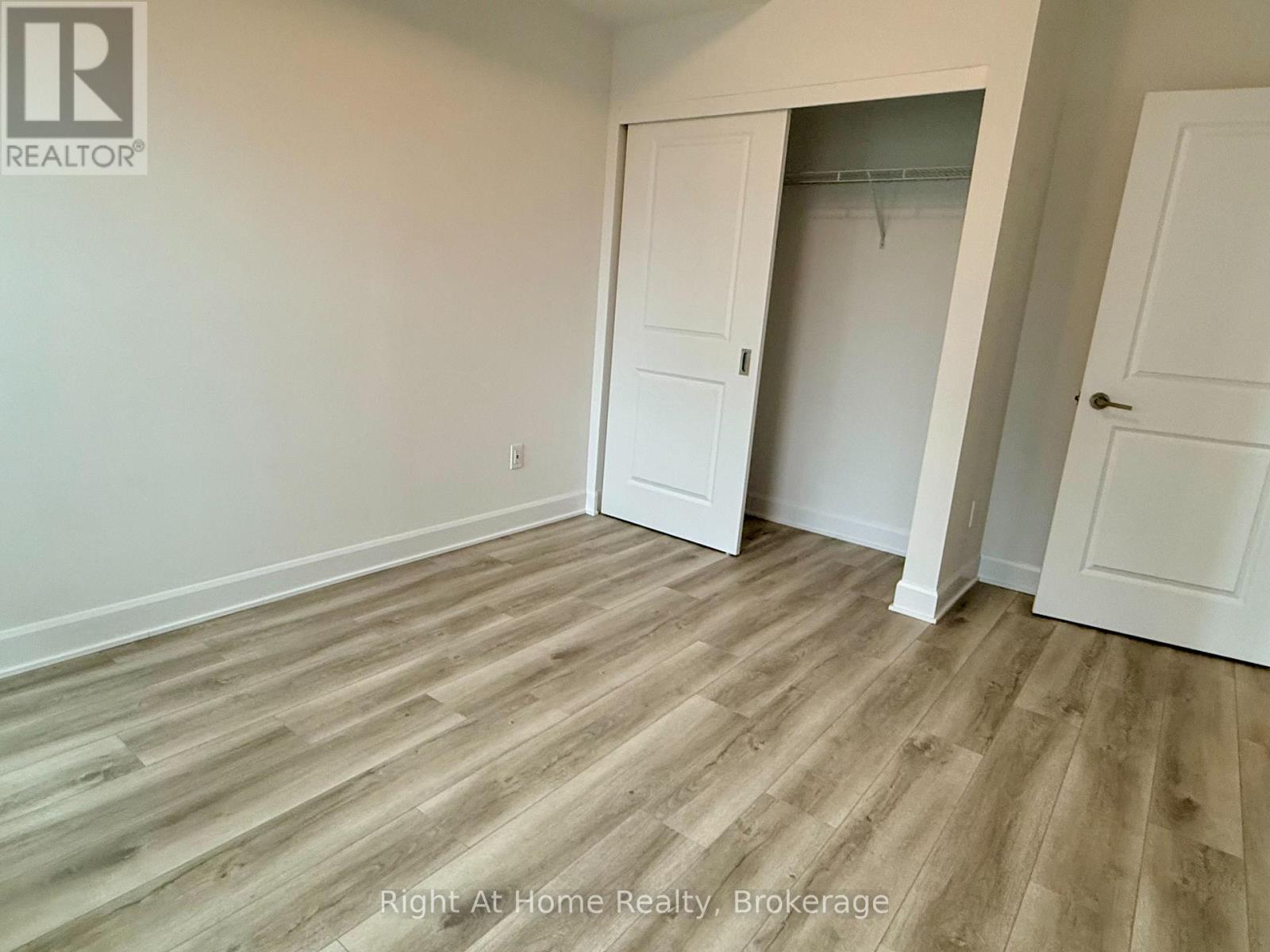 1609 - 3240 William Coltson Avenue, Oakville, Ontario  L6H 8C8 - Photo 12 - W12535518