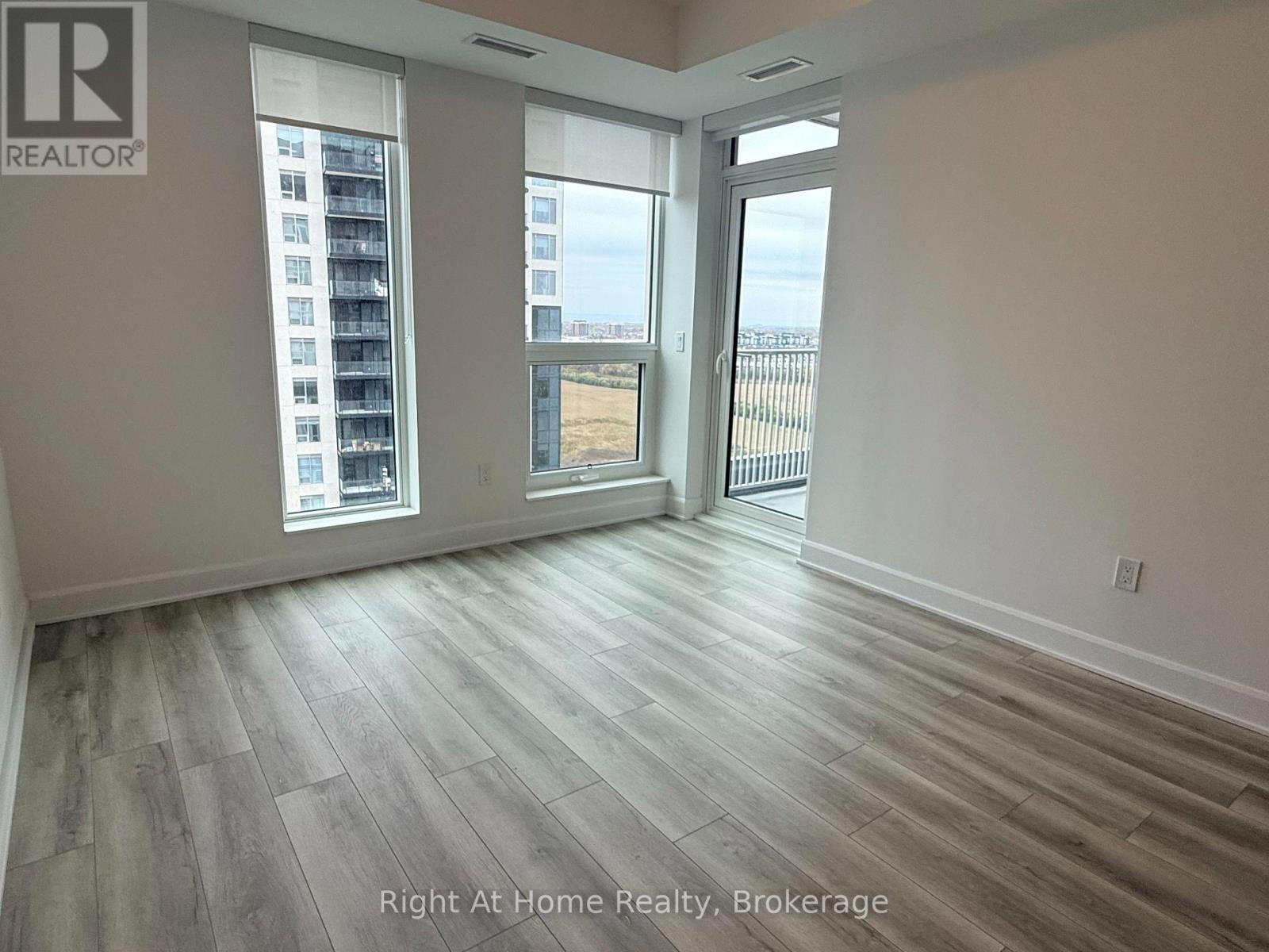 1609 - 3240 William Coltson Avenue, Oakville, Ontario  L6H 8C8 - Photo 15 - W12535518