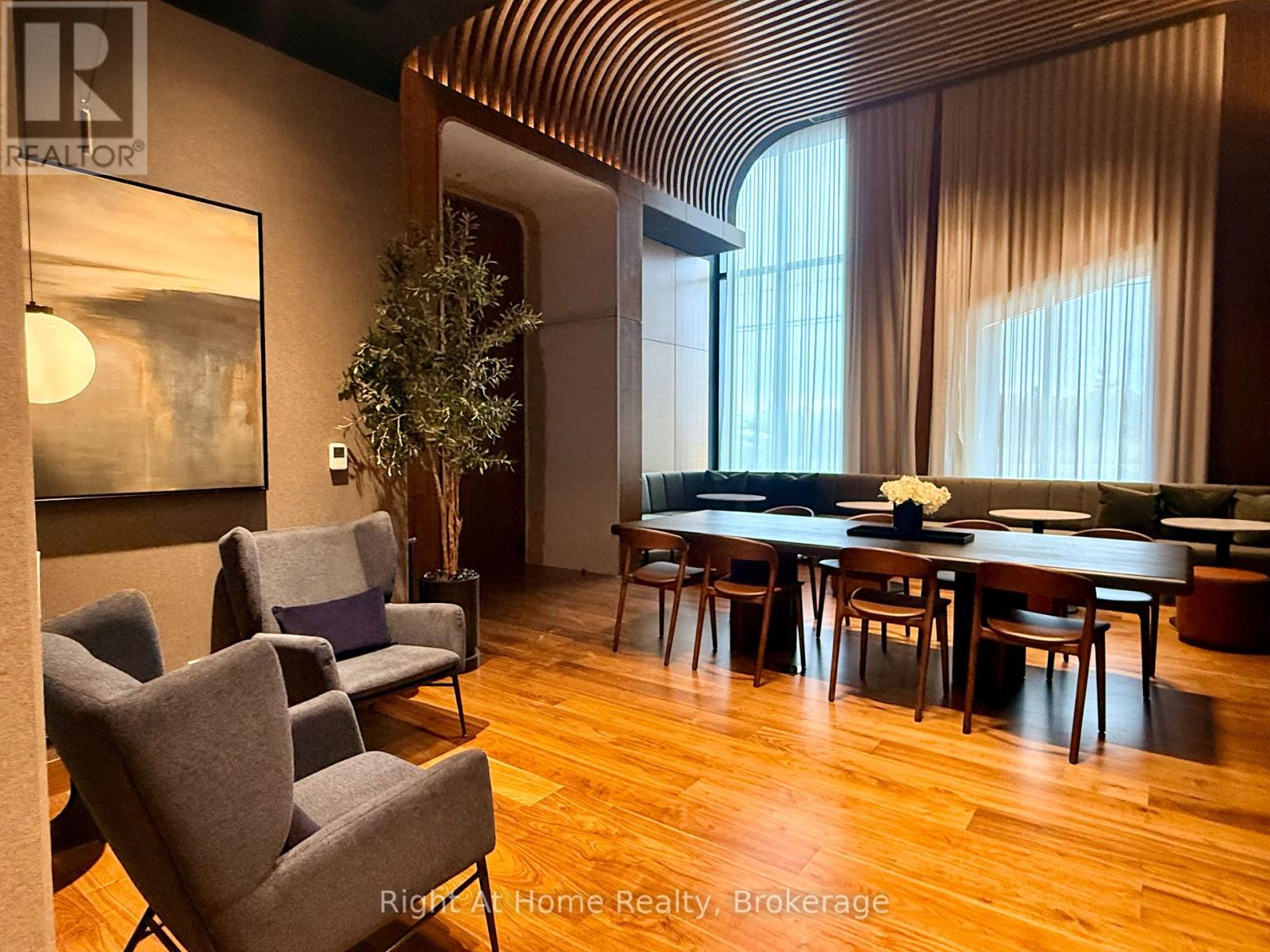 1609 - 3240 William Coltson Avenue, Oakville, Ontario  L6H 8C8 - Photo 34 - W12535518