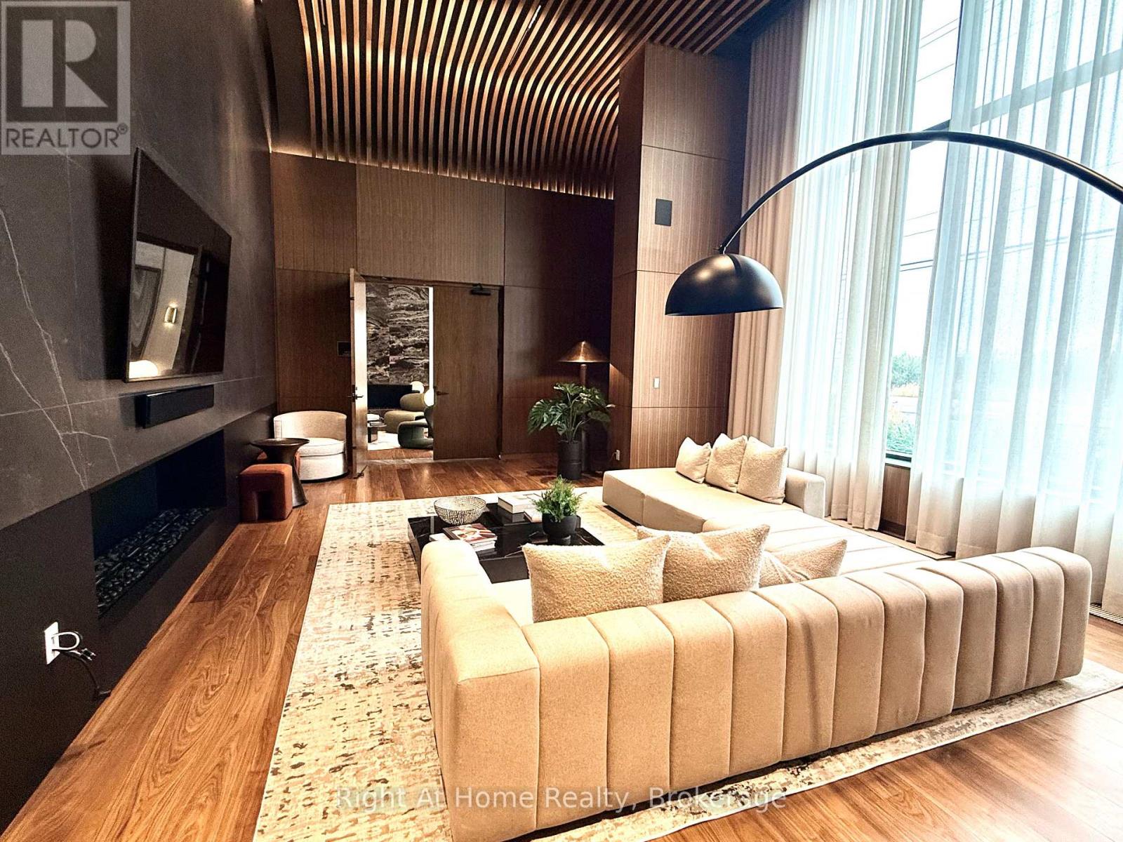 1609 - 3240 William Coltson Avenue, Oakville, Ontario  L6H 8C8 - Photo 38 - W12535518