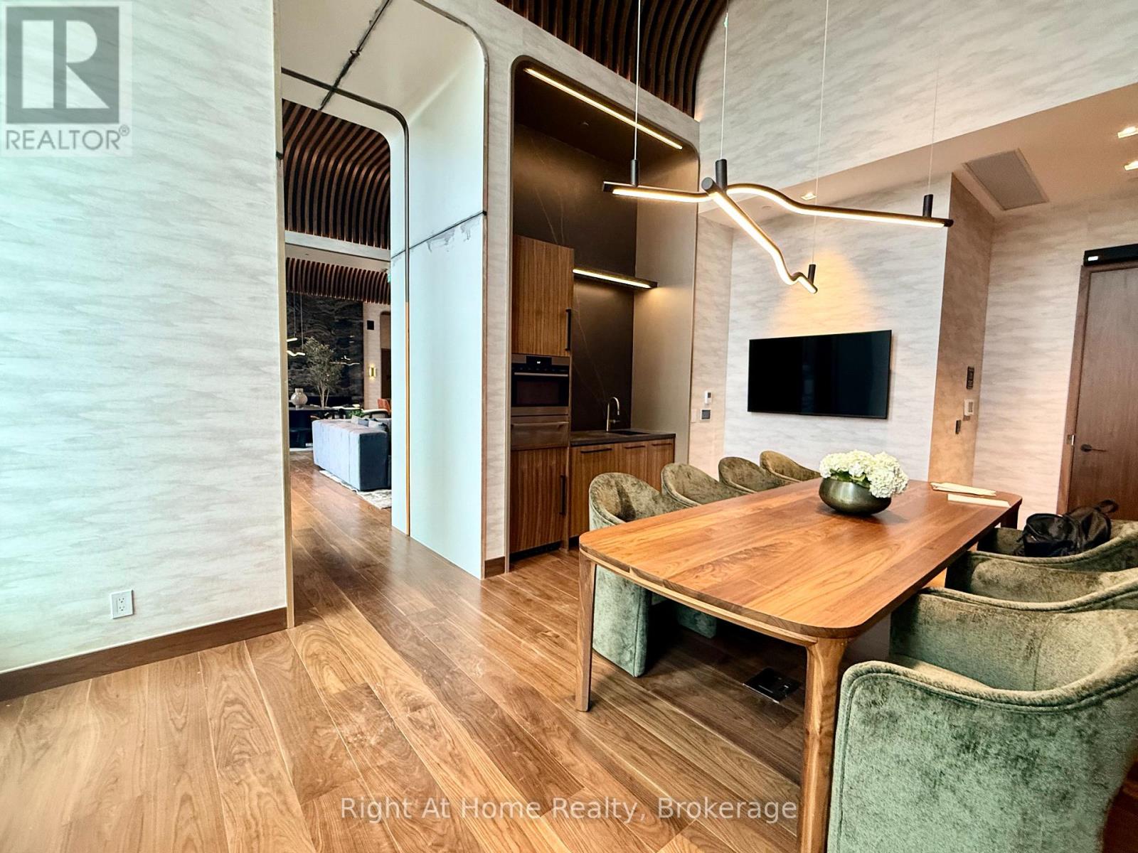 1609 - 3240 William Coltson Avenue, Oakville, Ontario  L6H 8C8 - Photo 43 - W12535518