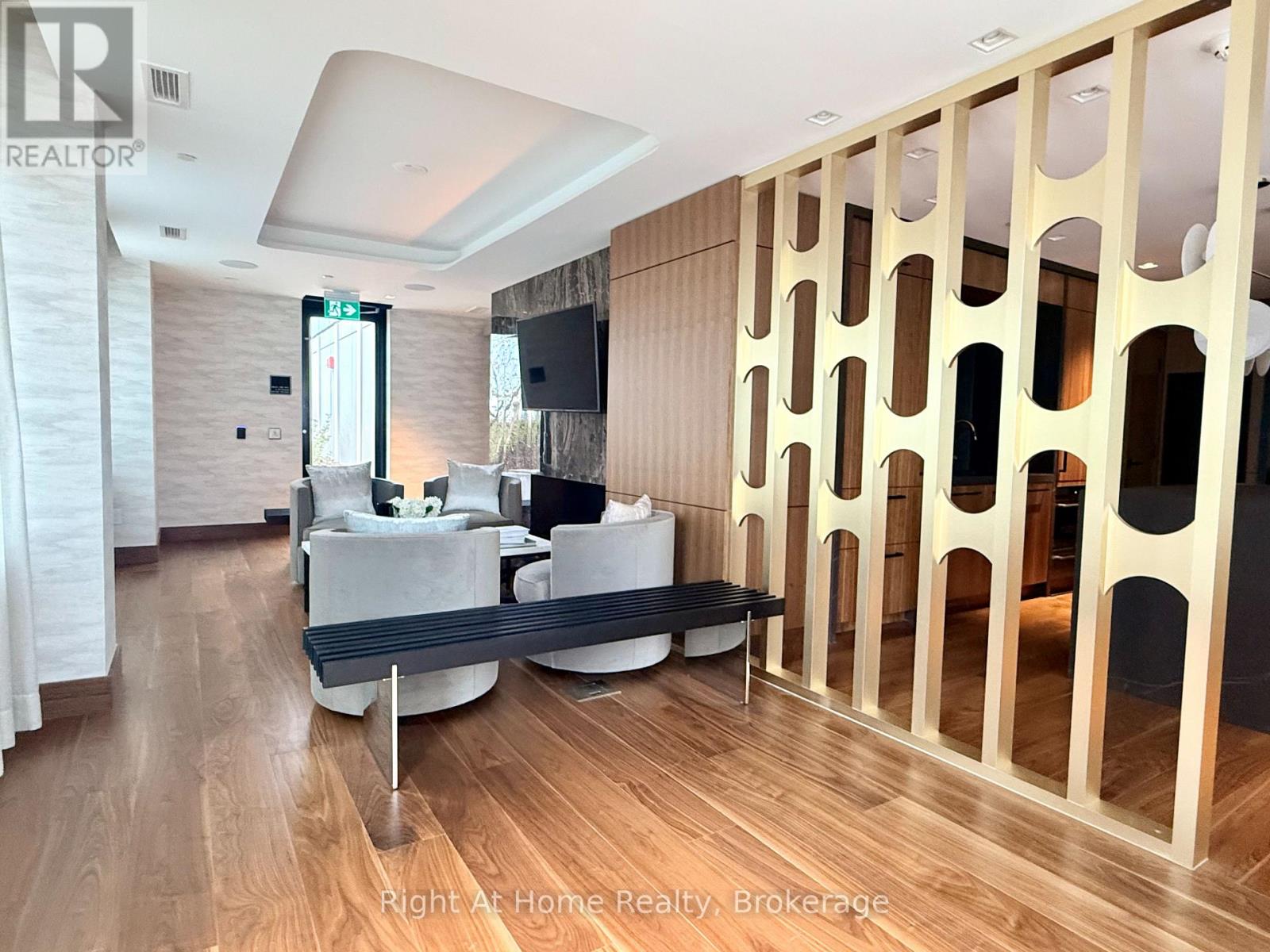 1609 - 3240 William Coltson Avenue, Oakville, Ontario  L6H 8C8 - Photo 45 - W12535518