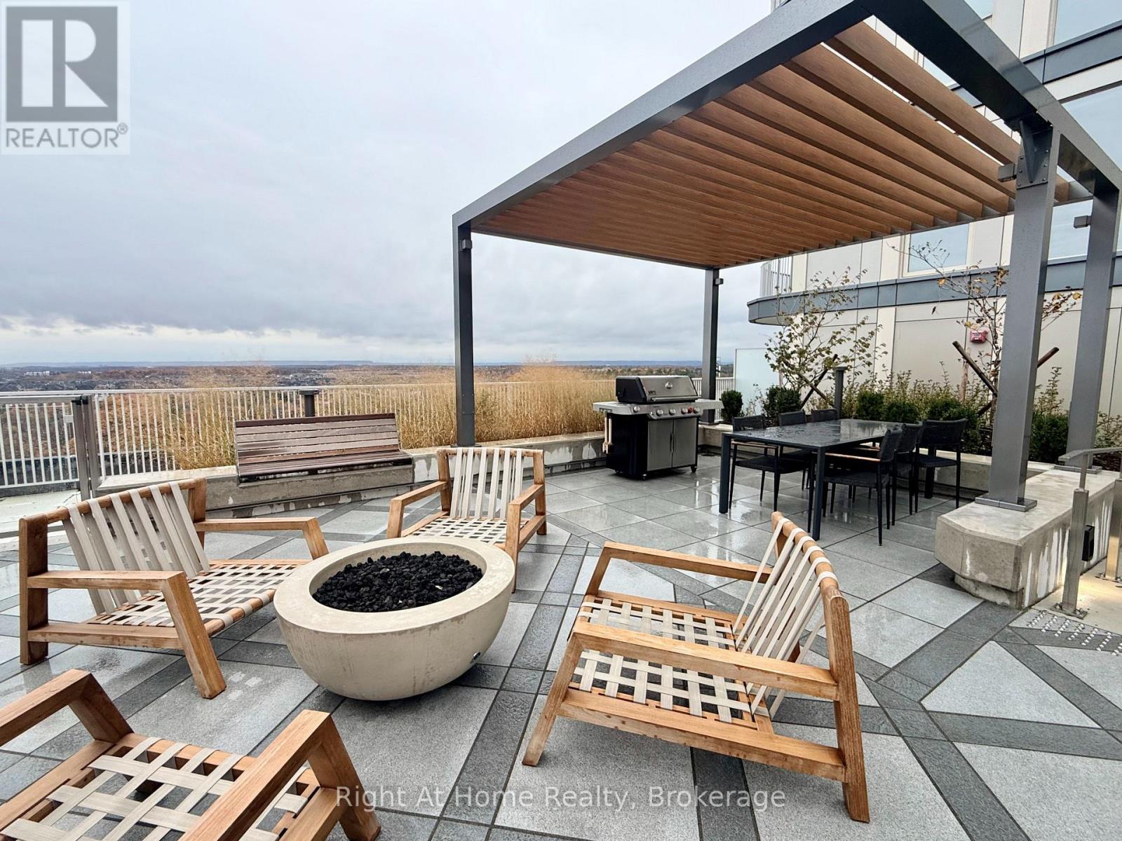 1609 - 3240 William Coltson Avenue, Oakville, Ontario  L6H 8C8 - Photo 49 - W12535518