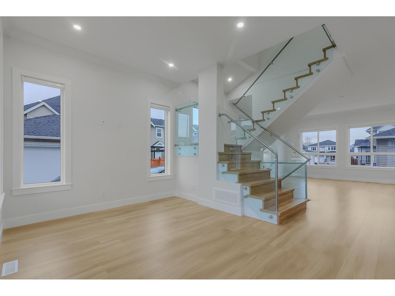 19631 74 Avenue, Langley, British Columbia  V2Y 3R5 - Photo 6 - R3065687