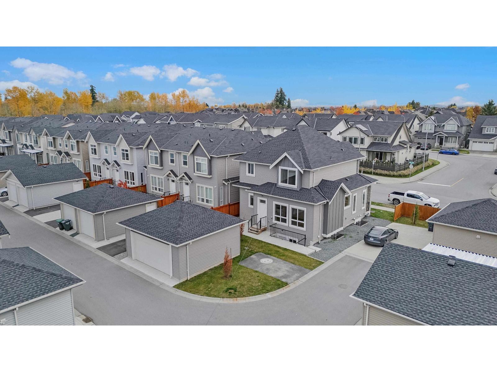 19631 74 Avenue, Langley, British Columbia  V2Y 3R5 - Photo 2 - R3065687